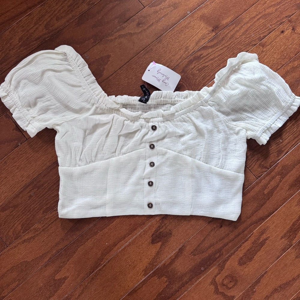 NWT’s Sexy Mama Maternity Off Shoulder Top White Puff Sleeve Button Front Size 2